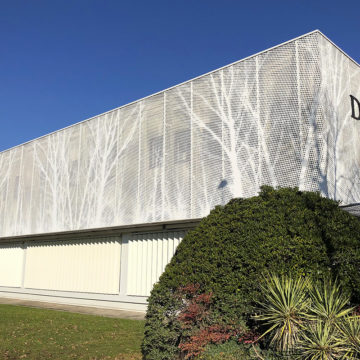 Parete ventilata su facciata continua